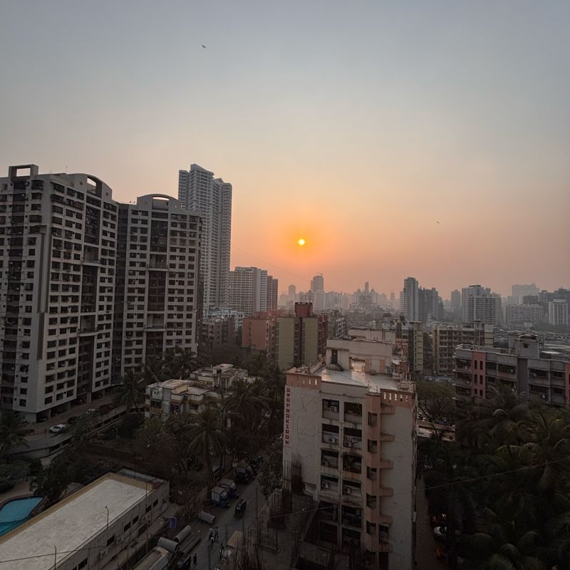 2 BHK Apartment For Rent in Malad East