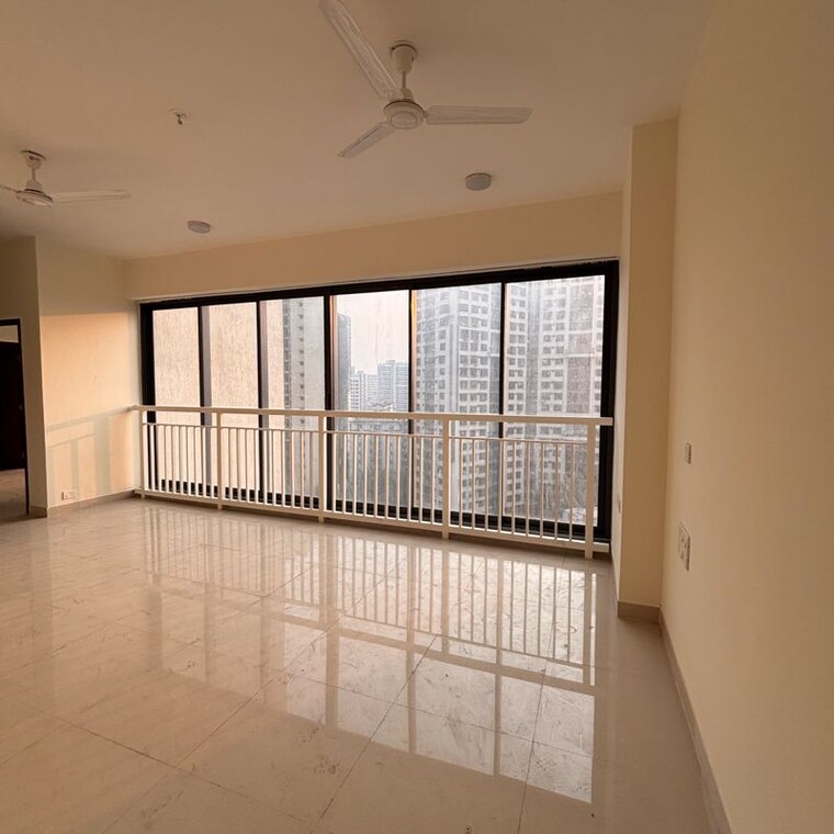 Room, malad east 2 Bedroom 757 Sq.Ft. Apartment In Malad East Mumbai 9971421