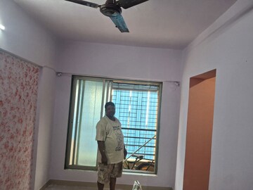 Living Room in 1 BHK Apartment at Jogeshwari East – for Rent