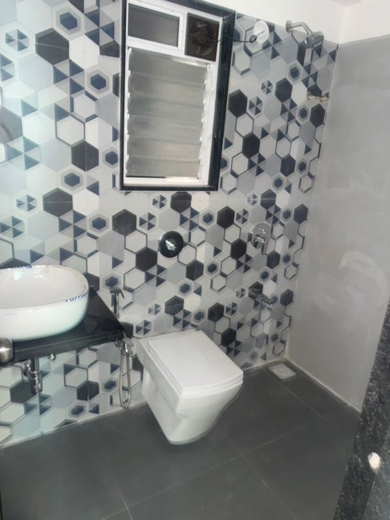 Bathroom, sanghvi-s3-epitome 1 Bedroom 414 Sq.Ft. Apartment In Lower Parel Mumbai 9971454