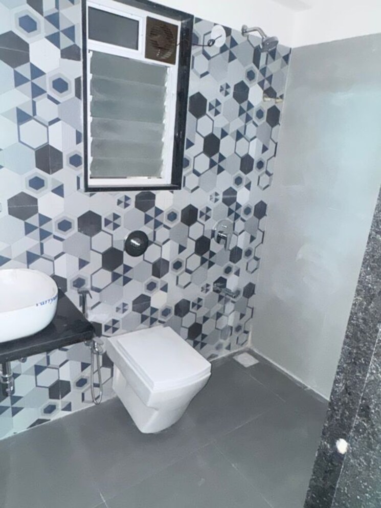 Bathroom, sanghvi-s3-epitome 1 Bedroom 414 Sq.Ft. Apartment In Lower Parel Mumbai 9971454