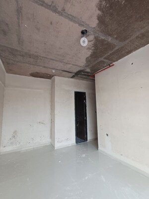 2 BHK Apartment For Sale in Sheth Zuri, Laxmi Nagar