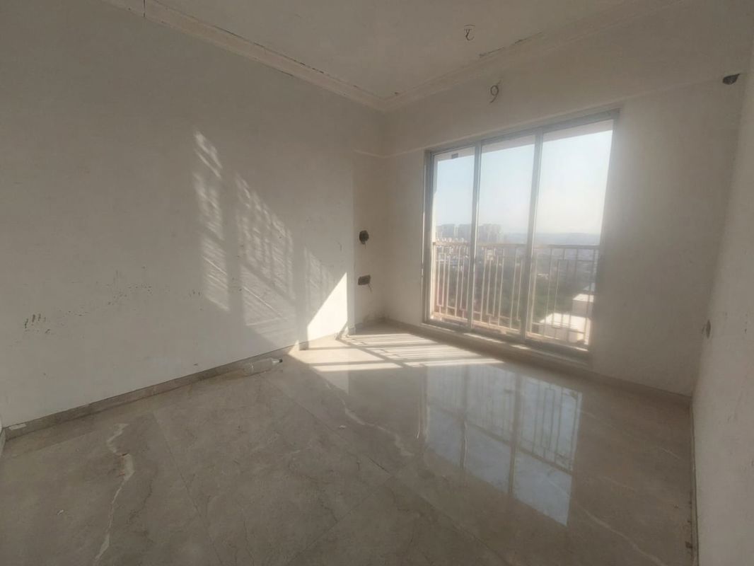 2 BHK + Study Room Apartment For Rent in Crescent Silverwoods