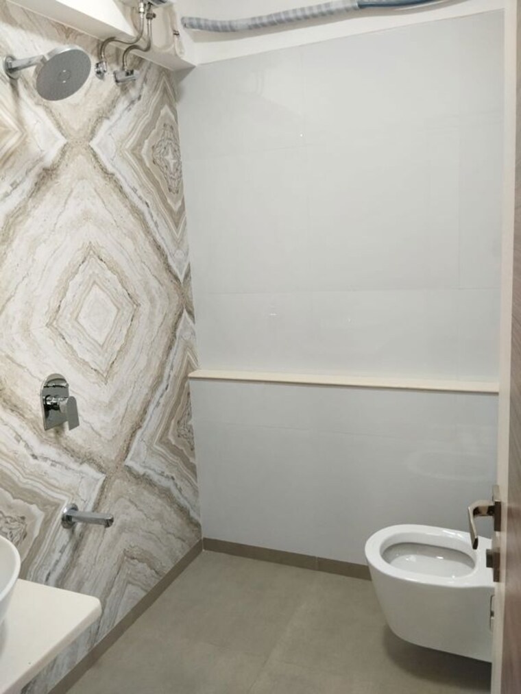 Bathroom, chandak-cornerstone 2 Bedroom 700 Sq.Ft. Apartment In Worli Mumbai 9971469