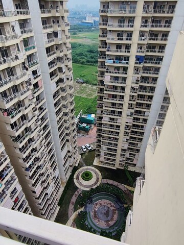 3 BHK Apartment – Exterior View View at Elite Golf Green, Sector 79 - for Sale