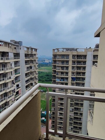 3 BHK Apartment – Exterior View View at Elite Golf Green, Sector 79 - for Sale