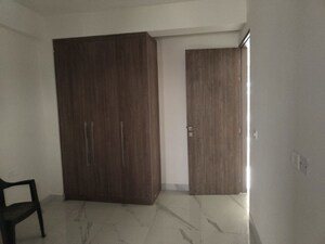 Room in 3.5 BHK Apartment at M3M Soulitude, Sector 89 – for Rent