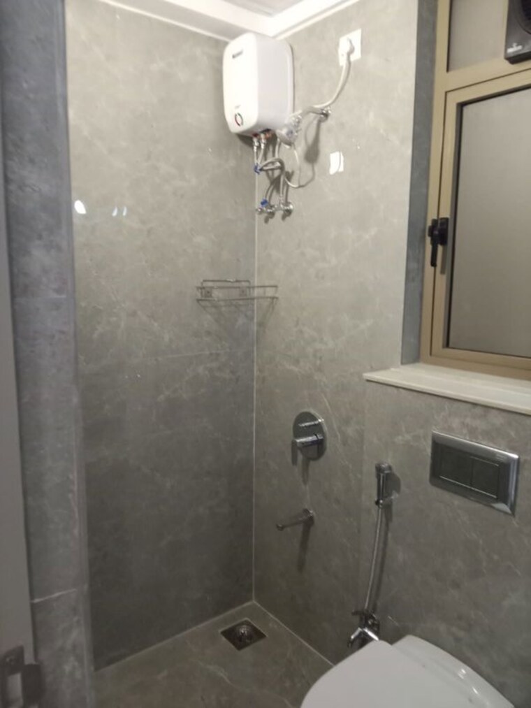 Bathroom, sheth-vasant-blossom 2 Bedroom 706 Sq.Ft. Apartment In Marol Mumbai 9971473