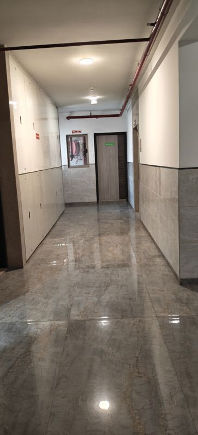 Room, chandak-cornerstone 2 Bedroom 650 Sq.Ft. Apartment In Worli Mumbai 9971477