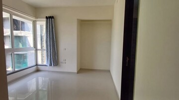 Room in 3 BHK Apartment at Sheth Zuri, Laxmi Nagar – for Sale