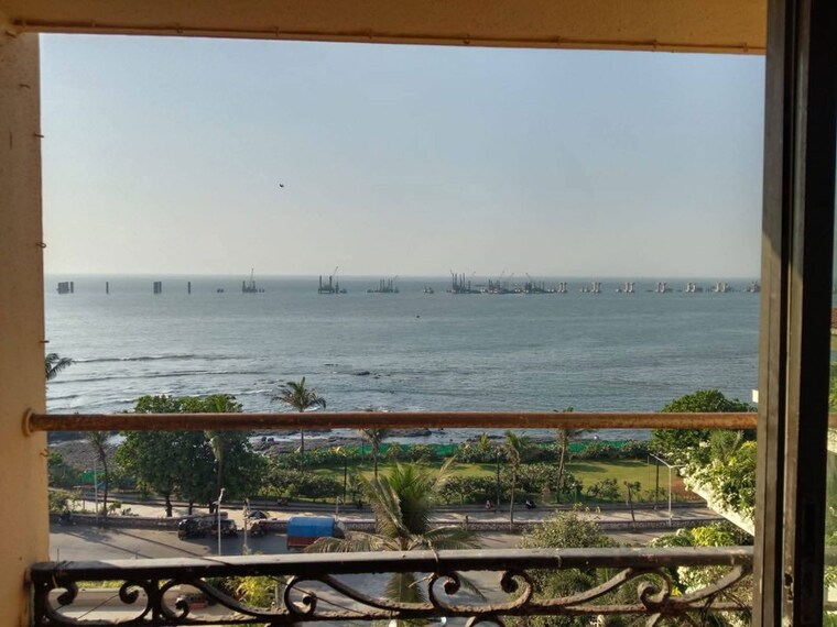 Bedroom, bandra west 2 Bedroom 900 Sq.Ft. Apartment In Bandra West Mumbai 9971501