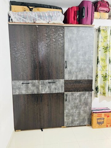 Furnished Amenities in 2 BHK Apartment at Majestique Manhattan E F, Wagholi – for Rent