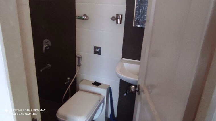 Bathroom, vijay-galaxy 1 Bedroom 415 Sq.Ft. Apartment In Waghbil Thane 9971513