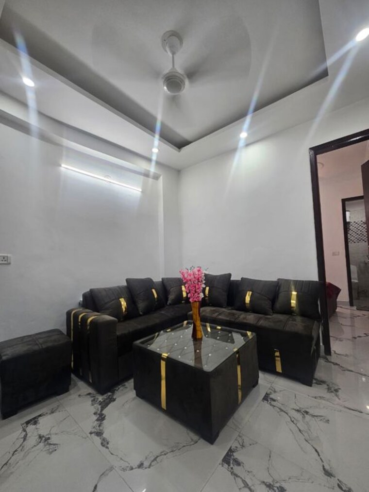 Master Bedroom, freedom fighters enclave 1 Bedroom 450 Sq.Ft. Builder Floor In Freedom Fighters Enclave Delhi 9971528