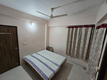Bedroom in 3 BHK Apartment at Science City – for Rent