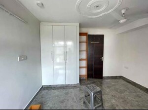 Bathroom in 1 BHK Builder Floor at Saket – for Rent