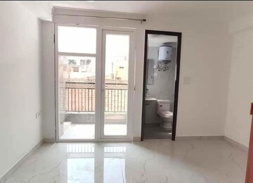1 BHK Builder Floor For Rent in Saket