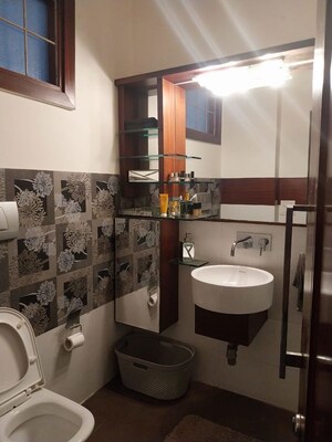 Bathroom in 3 BHK Apartment at Green Park – for Rent