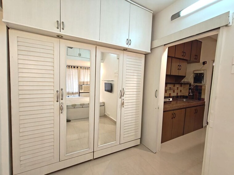 undefined, bandra west 1 Bedroom 450 Sq.Ft. Apartment In Bandra West Mumbai 9971548