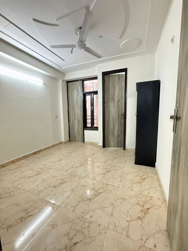 1 BHK Builder Floor For Rent in Saket