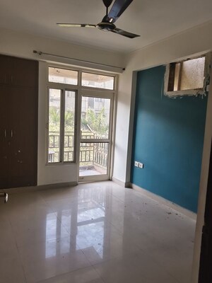 Room in 2 BHK Apartment at Gardenia Grace, Sector 61 – for Rent