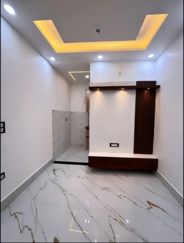 Kitchen, uttam nagar 4 Bedroom 400 Sq.Ft. Independent House In Uttam Nagar Delhi 9971577