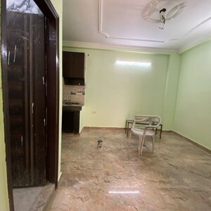 Room in 1 BHK Builder Floor at Chattarpur – for Rent