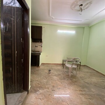 Room in 1 BHK Builder Floor at Chattarpur – for Rent