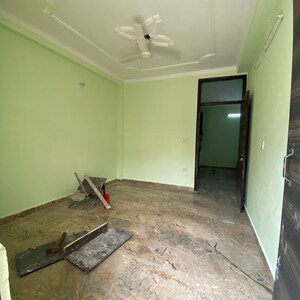 Room in 1 BHK Builder Floor at Chattarpur – for Rent