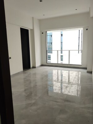 Room in 2 BHK Apartment at La vision Apartments, Byculla – for Rent