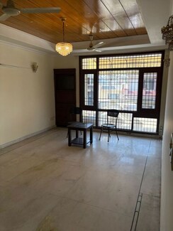 3 BHK Builder Floor For Rent in Sector 40