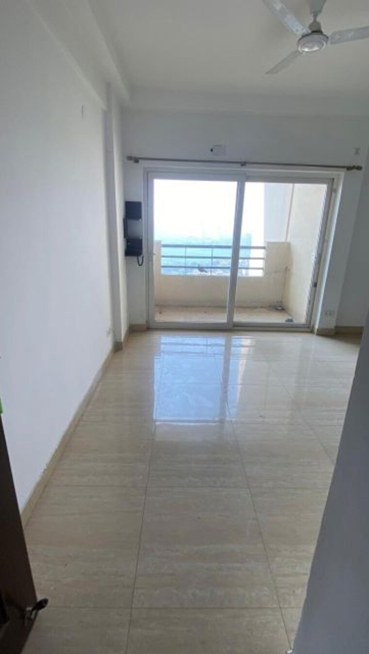 Room, purvanchal-royal-city 3 Bedroom 1725 Sq.Ft. Apartment In Chi V Greater Noida Greater Noida 9971647