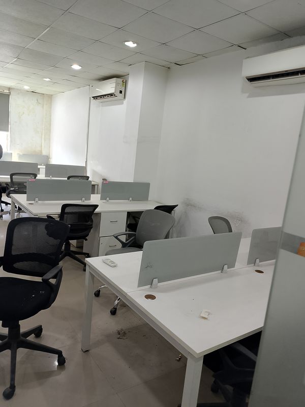 Office Space For Rent in Sector 63