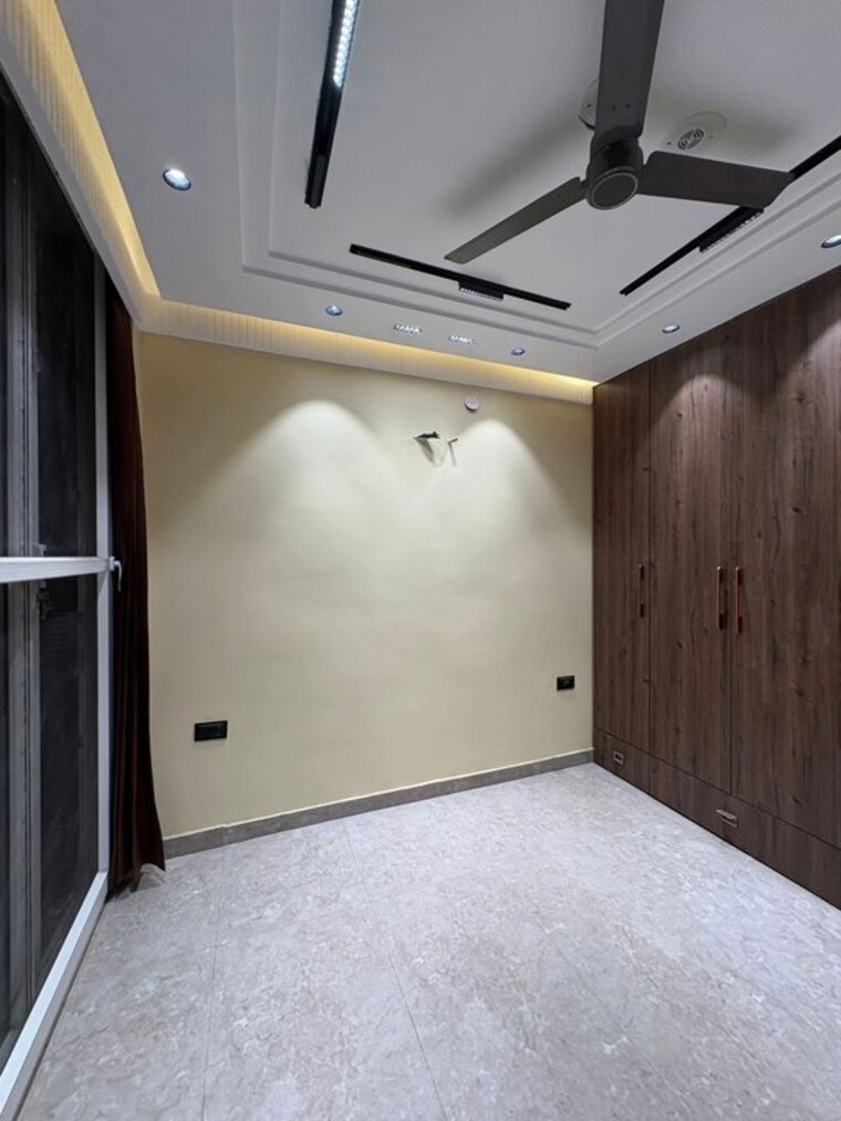 Room, uttam nagar 2.5 Bedroom 459 Sq.Ft. Builder Floor In Uttam Nagar Delhi 9971662