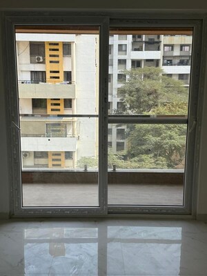 Room in 2 BHK Apartment at Balaji Oriana Nest, Baner – for Rent