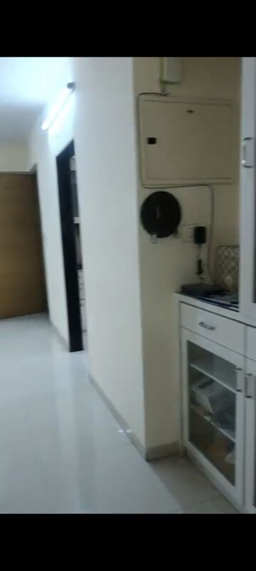 Master Bedroom in 2 BHK Apartment at Chembur – for Rent