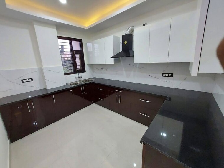 Kitchen, ansal-api-esencia 3.5 Bedroom 250 Sq.Ft. Builder Floor In Sector 67 Gurgaon 9971697