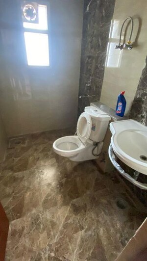 Bathroom in 3 BHK Apartment at Purvanchal Royal City, Chi V Greater Noida – for Rent
