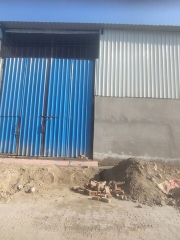  Warehouse For Sale in Meerut Road