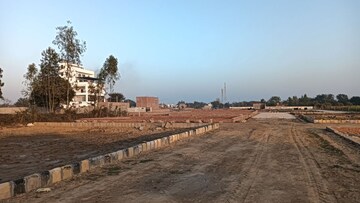  Plot – Exterior View View at Gosainganj - for Sale