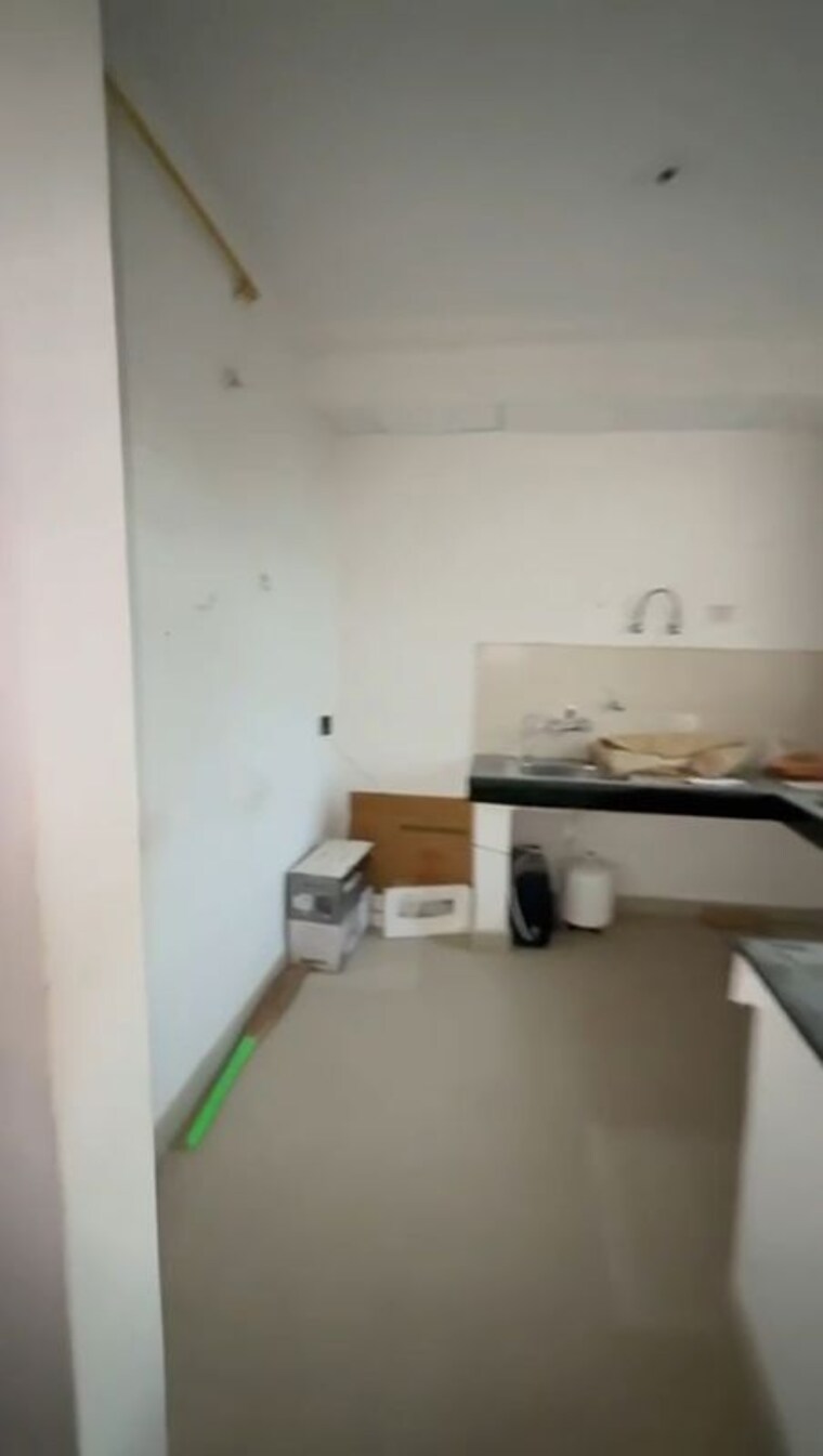 Kitchen, wave-floors 2.5 Bedroom 194 Sq.Yd. Builder Floor In Mahurali Ghaziabad 9971726