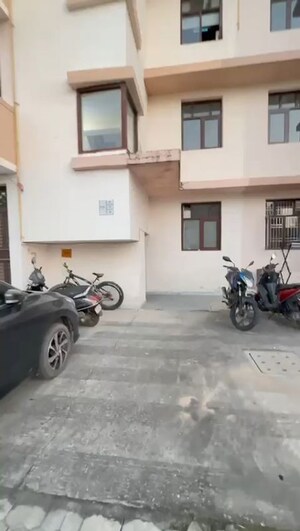 Parking in 2.5 BHK Builder Floor at Wave Floors, Mahurali – for Sale