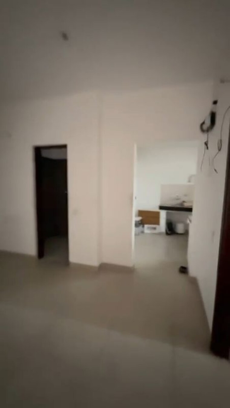 Hall, wave-floors 2.5 Bedroom 194 Sq.Yd. Builder Floor In Mahurali Ghaziabad 9971726