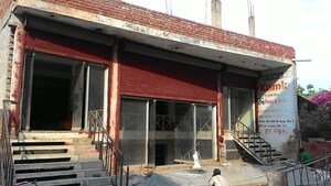  Showroom For Rent in Kamla Nagar