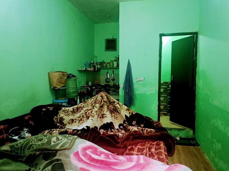 Bedroom, alpha ii greater noida 1 Bedroom 60 Sq.Mt. Independent House In Alpha Ii Greater Noida Greater Noida 9971765