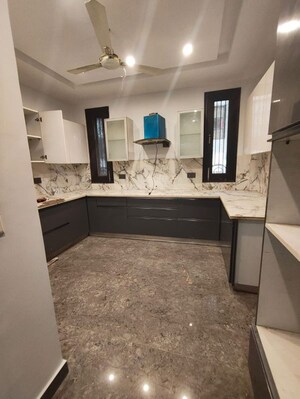 Kitchen in 3 BHK Builder Floor at Saurabh Niwas, Sector 40 – for Rent