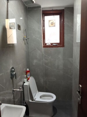 1 BHK Builder Floor For Rent in Saket