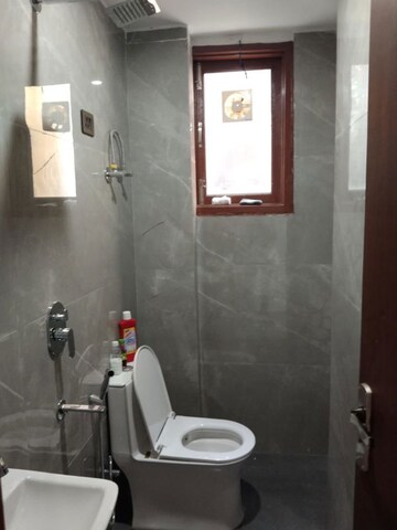 1 BHK Builder Floor For Rent in Saket