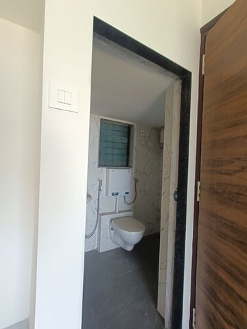 Bathroom in 2 BHK Apartment at Shree Ostwal Horizon, Mira Road – for Sale