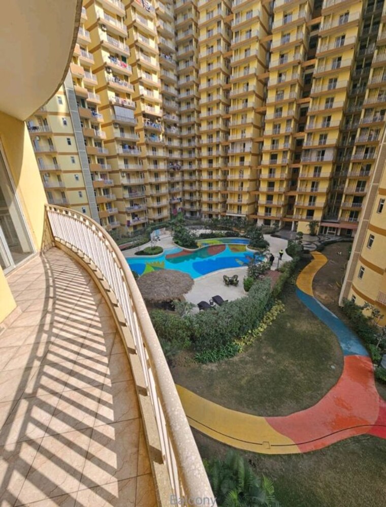 Balcony, rise-organic-homes 3.5 Bedroom 1733 Sq.Ft. Apartment In Mahurali Ghaziabad 9971849